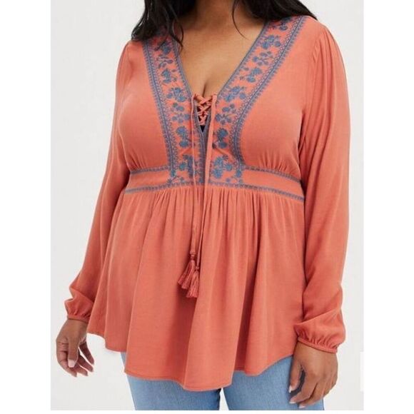 TORRID CRINKLE GAUZE BOHO BABYDOLL SIZE‎ 1/1X RUSTIC EMBROIDERED - Picture 1 of 11